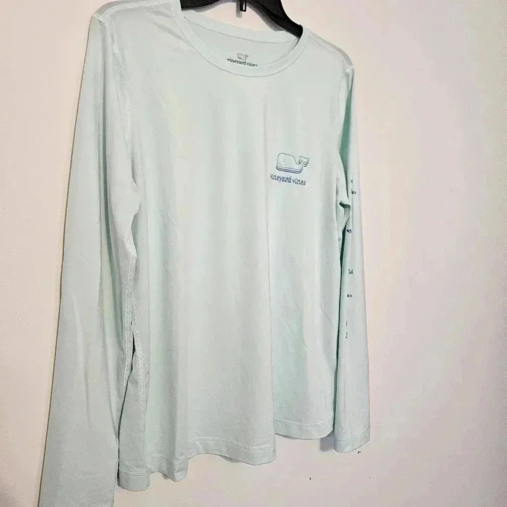 Vineyard Vines Long Sleeve Pullover Size Large EUC - Picture 2 of 7